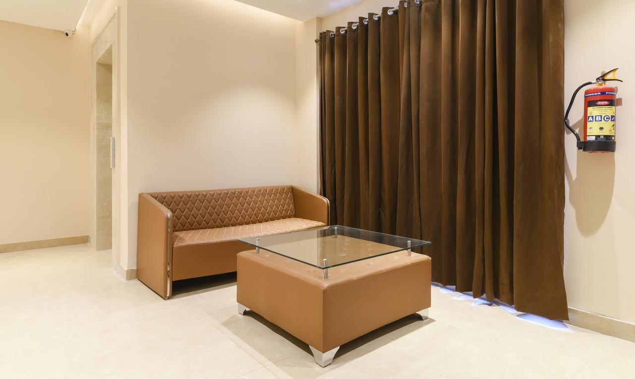 Treebo Iffco Chowk Gurgaon Exterior photo