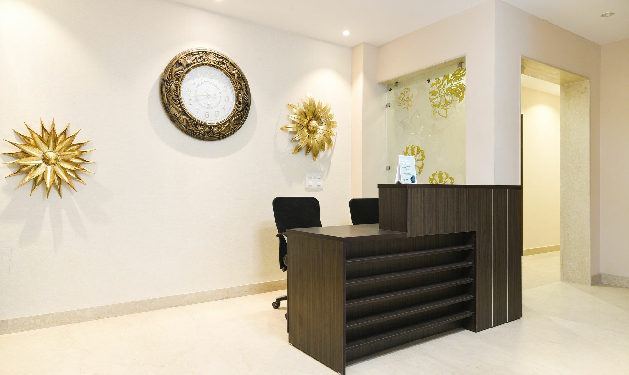 Treebo Iffco Chowk Gurgaon Exterior photo